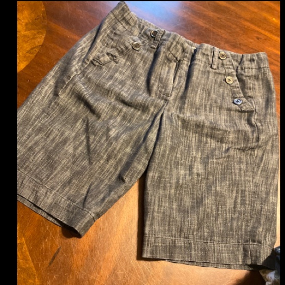 Women's Textured Gray Bermuda Shorts